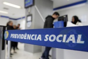 Leia mais sobre o artigo Crianças e adolescentes sob guarda podem ser dependentes de segurados do INSS